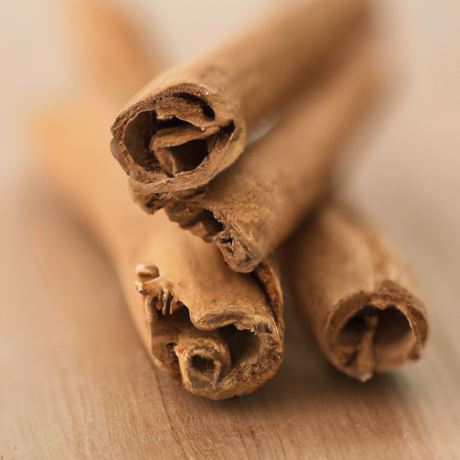 Organic Cinnamon Flavor Oil For Chocolate